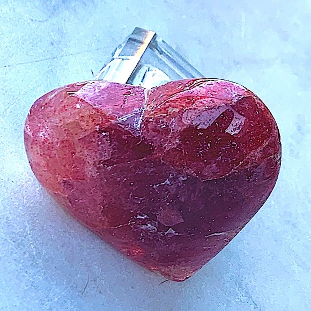 HEART STRAWBERRY QUARTZ PUFFED CRYSTAL NATURAL QUARTZ GEMSTONE HEALING STONE - Picture 2 of 5